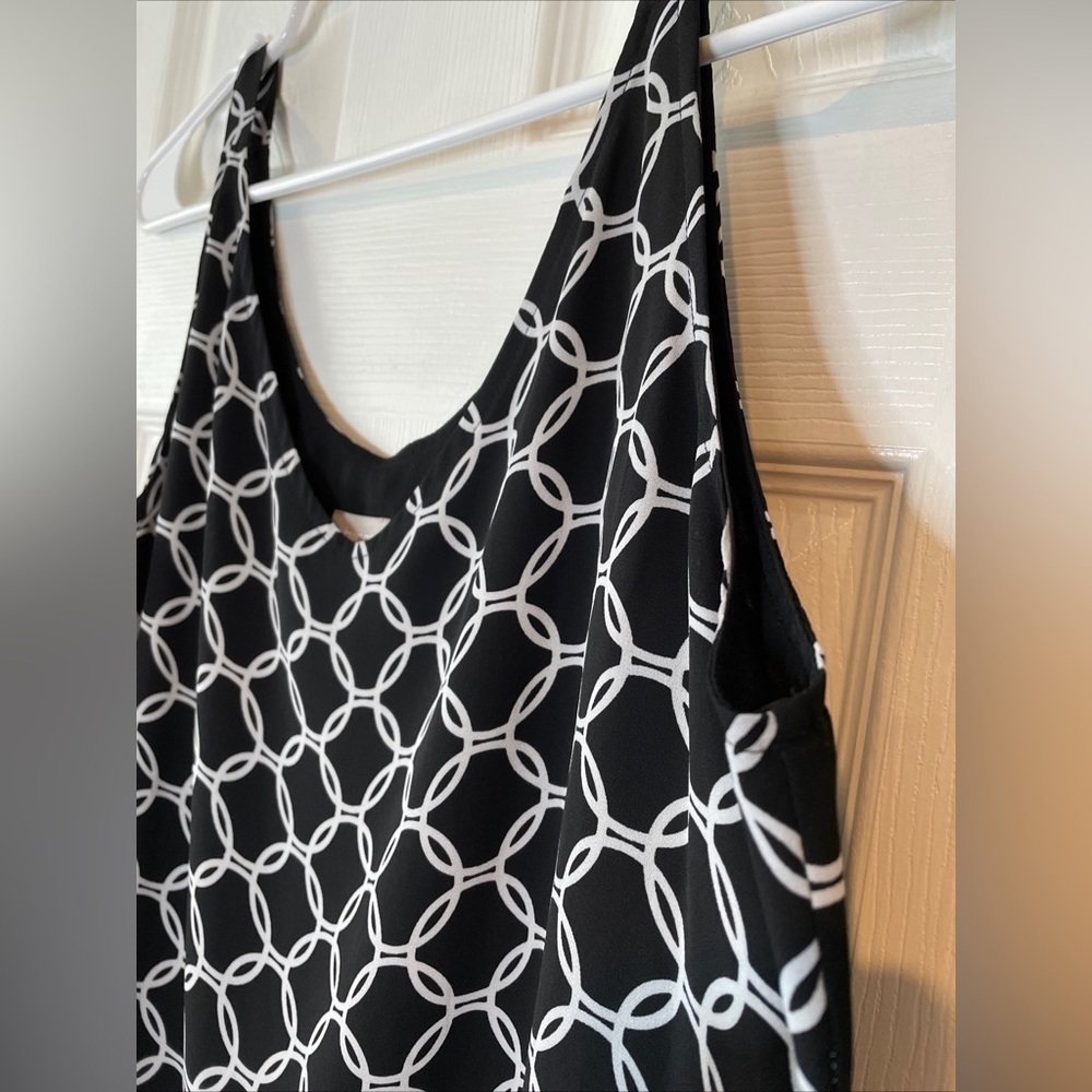 Chico's Black White Tank Top Scoop Neck Blouse Size 8/10 - Picture 6 of 16